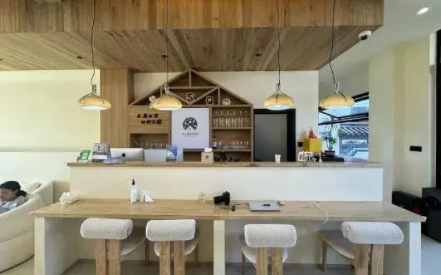 Dali Green Gables Garden Hotel