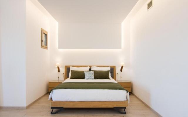 White Donkey Hotel