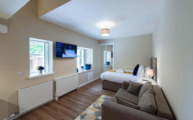 Rosedene Highland House - King Studio Apartment 4