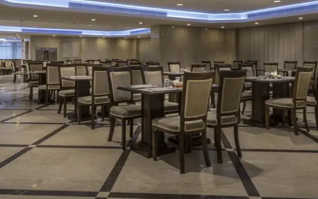 Razana Al Rawadha Hotel