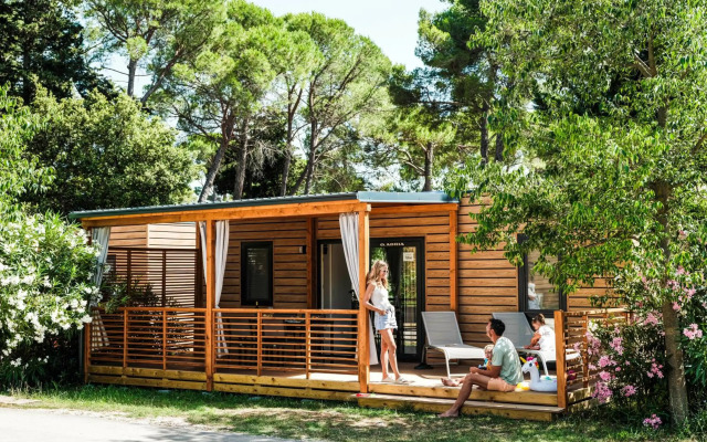 Zaton Holiday Resort Mobile Homes