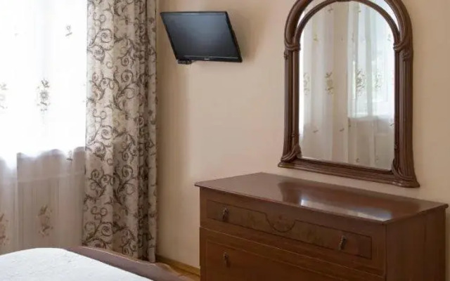 Ukraina Lux Hotel