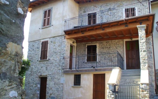 Apartment With 2 Bedrooms in Orturano, With Wonderful Mountain View, Enclosed Garden and Wifi - 25 km From the Slopes