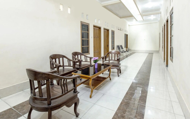 OYO 855 Wisma Arsanta