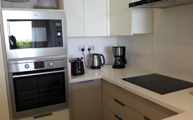 Villasun Seafront Apartment at Cap Ouest