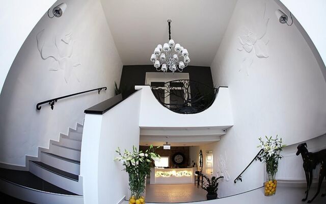 Moon Garden Boutique Hotel