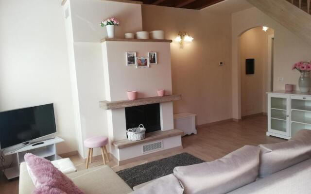 Villa a schiera 6 giardino box auto