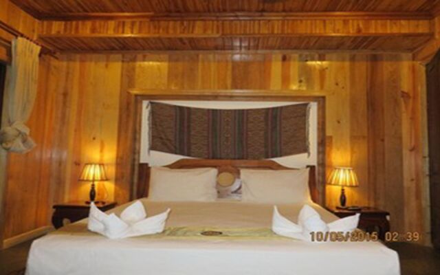 Lankham Riverside Hotel