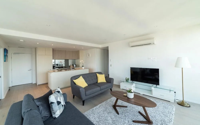 Melbourne Private Apartments - Collins Street Waterfront, Docklands – Guest Rooms – Melbourne