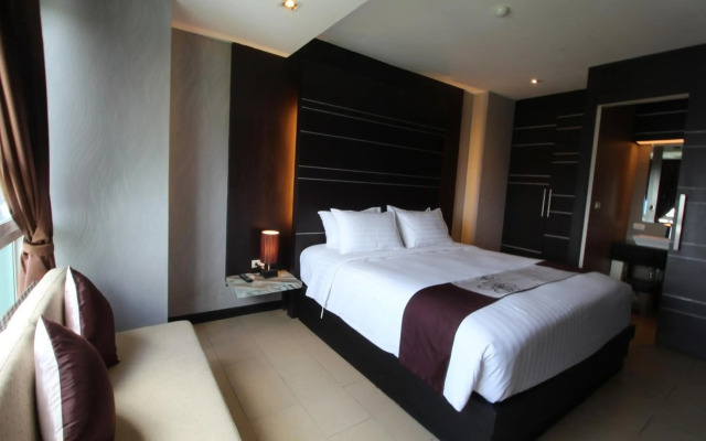 Sky Dome Resotel