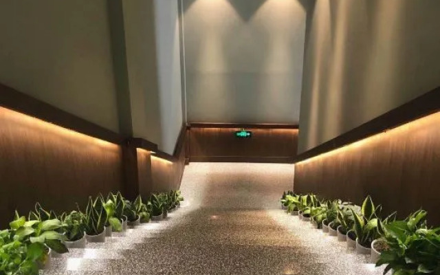 Crossing E-sports Hotel (Wenzhou Fortune Center Wendi Road)