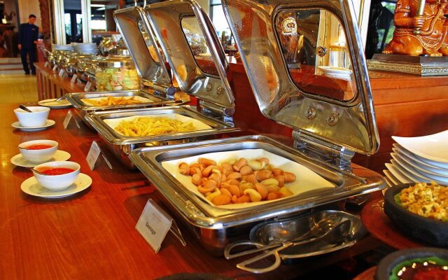 Patra Hotel & Convention Semarang