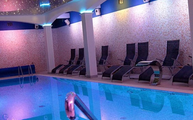 Villa Hoff Wellness & SPA Hotel