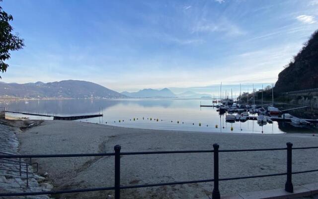 Bellavista Apartment With Lake View in Feriolo