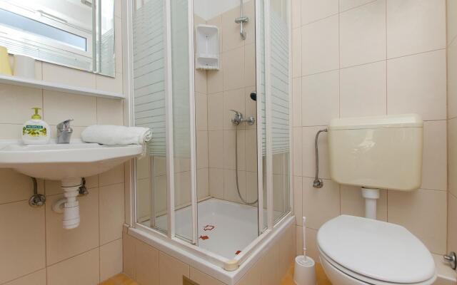 Vlado - cosy & afordable - A3(6)