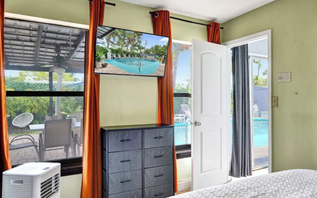 Rainbow Falls Estate For 8