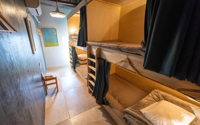 KAMP Houkan-cho Backpacker's Inn & Lounge - Hostel