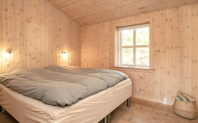 10 Person Holiday Home in Albaek
