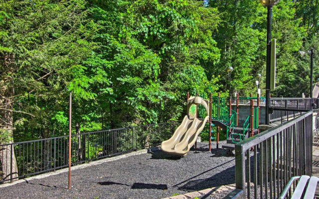 Pet-friendly Gatlinburg Retreat w/ Community Perks