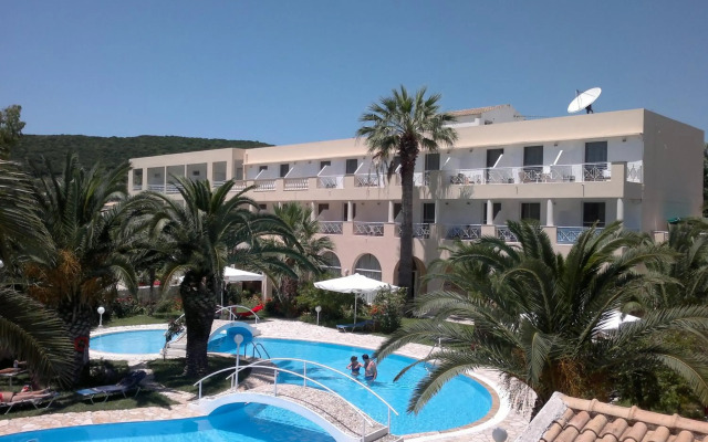 Three Stars Beach Hotel