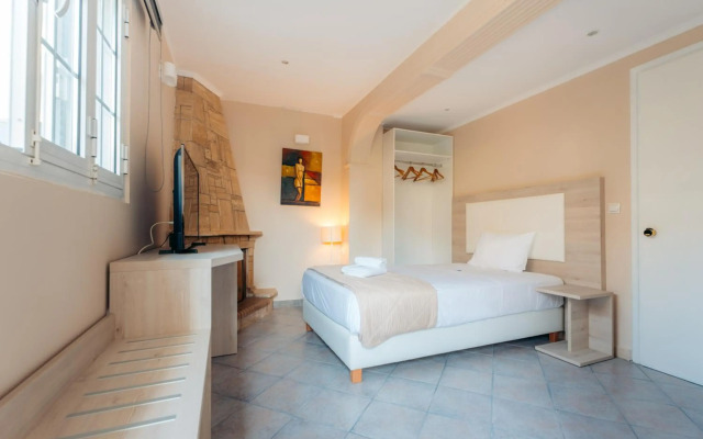 Planos Beach Hotel