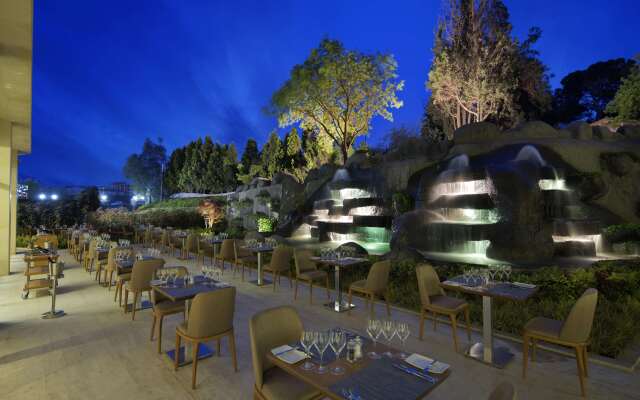 DoubleTree by Hilton Hotel Istanbul - Tuzla