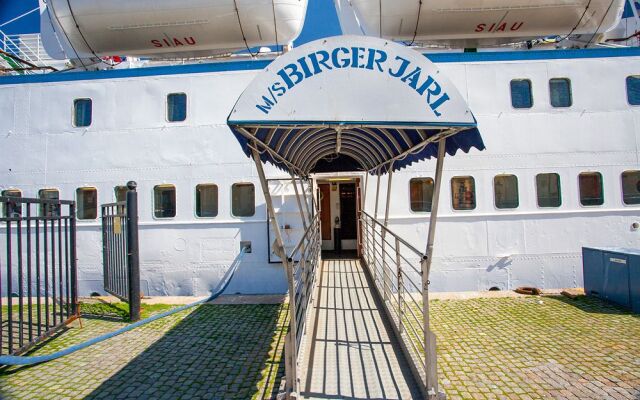 MS Birger Jarl - Hotel & Hostel