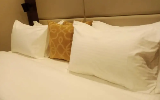 Ringruby Hotel, Oduduwa Way