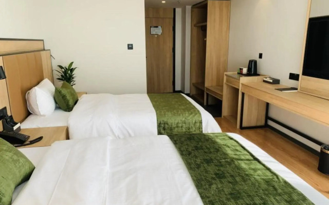 GreenTree Inn Baicheng Taobei Railway Station Hote