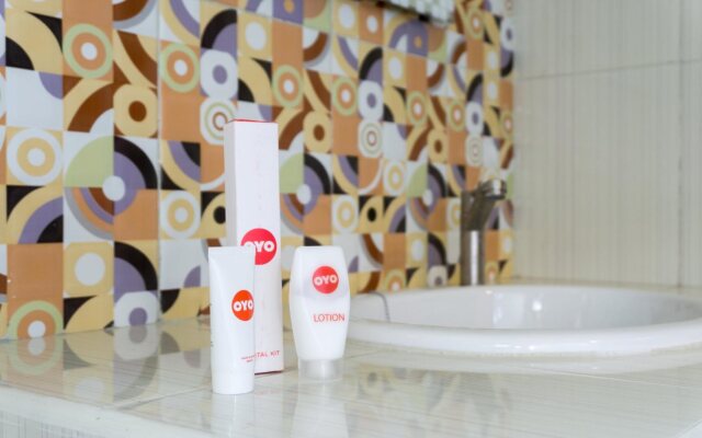 Super OYO 942 Srikandi Hotel