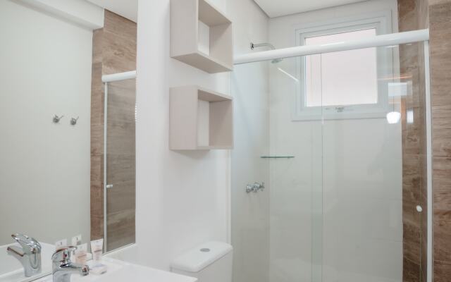 Apartamento charmoso e iluminado em bairro nobre de Gramado