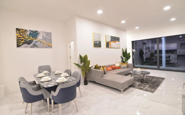 Villa with Shared Pool in Central Pattaya - Palmc19