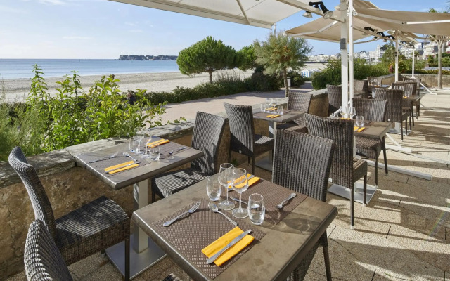 Hôtel Vacances Bleues Villa Caroline