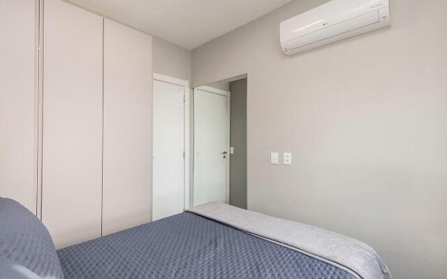 Lindo Apto para casal Porto Alegre CON1820