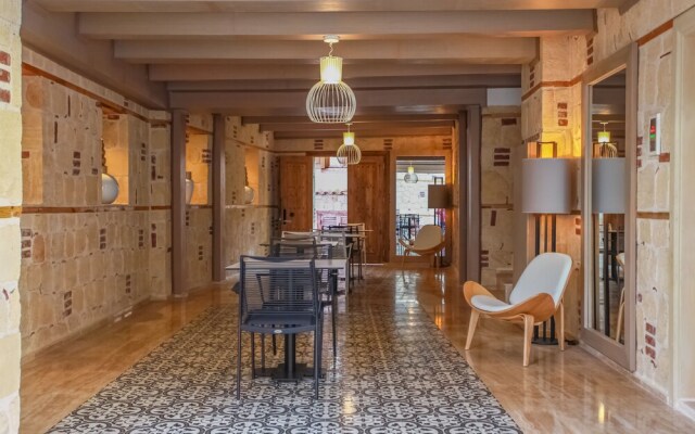 Studio Flat in Old Town Emp 106