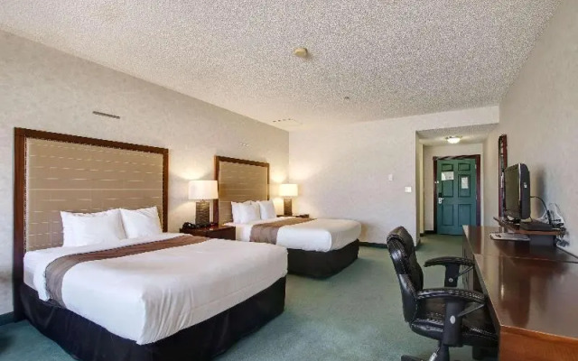 Ramada By Wyndham Nisku