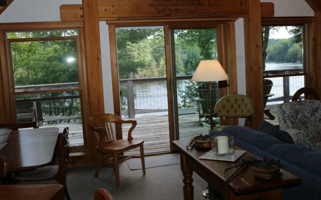 Sunny Rock B&B Haliburton