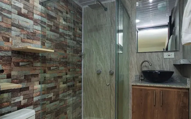 Hotel Lares 70 Laureles