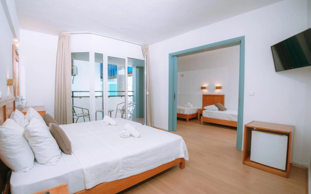Santa Marina Unique Hotel