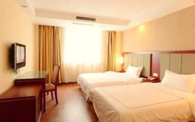 Warmly Hotel