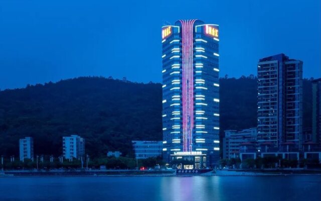 Lavande Hotel (Shaoguan Bishui Huacheng)
