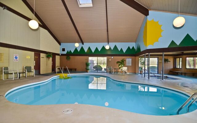 Отель Black River Falls