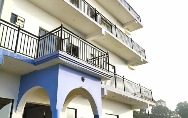 Jaitak Resort By Pine