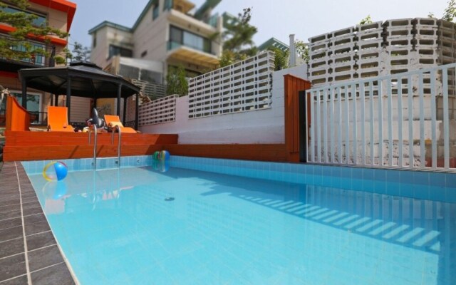 Gyeongju Beverly Hills Pension