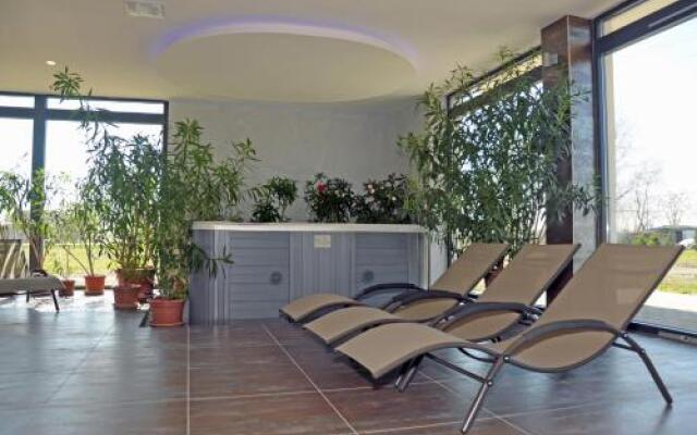 Garden Hotel Medical & Spa