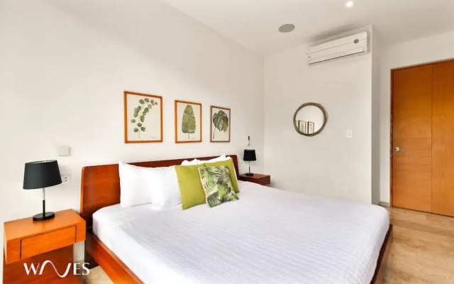 Luminous 1 Br Steps Away From the Beach