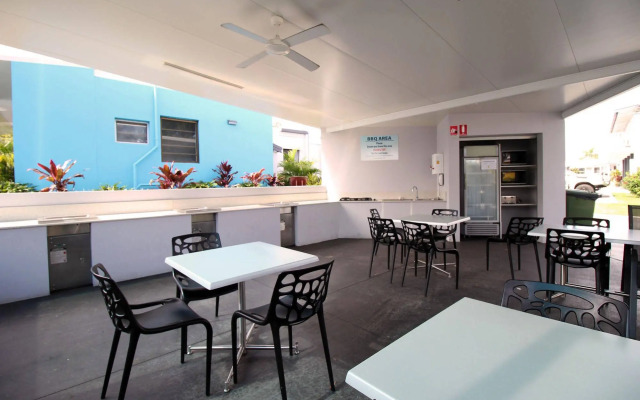 Nobby Beach Holiday Village