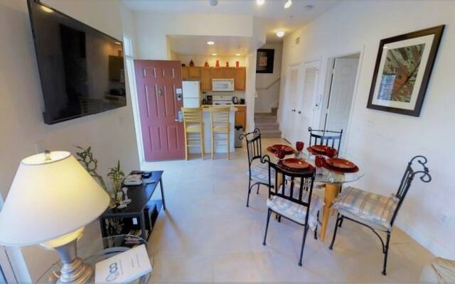 Venetian Bay 2250 - Four Bedroom Townhome