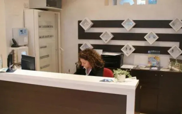 Colonna Rooms & Apartment