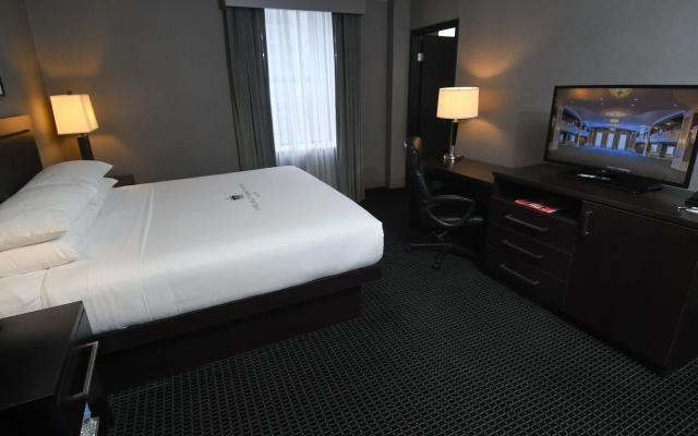 Lord Baltimore Hotel - Image 7